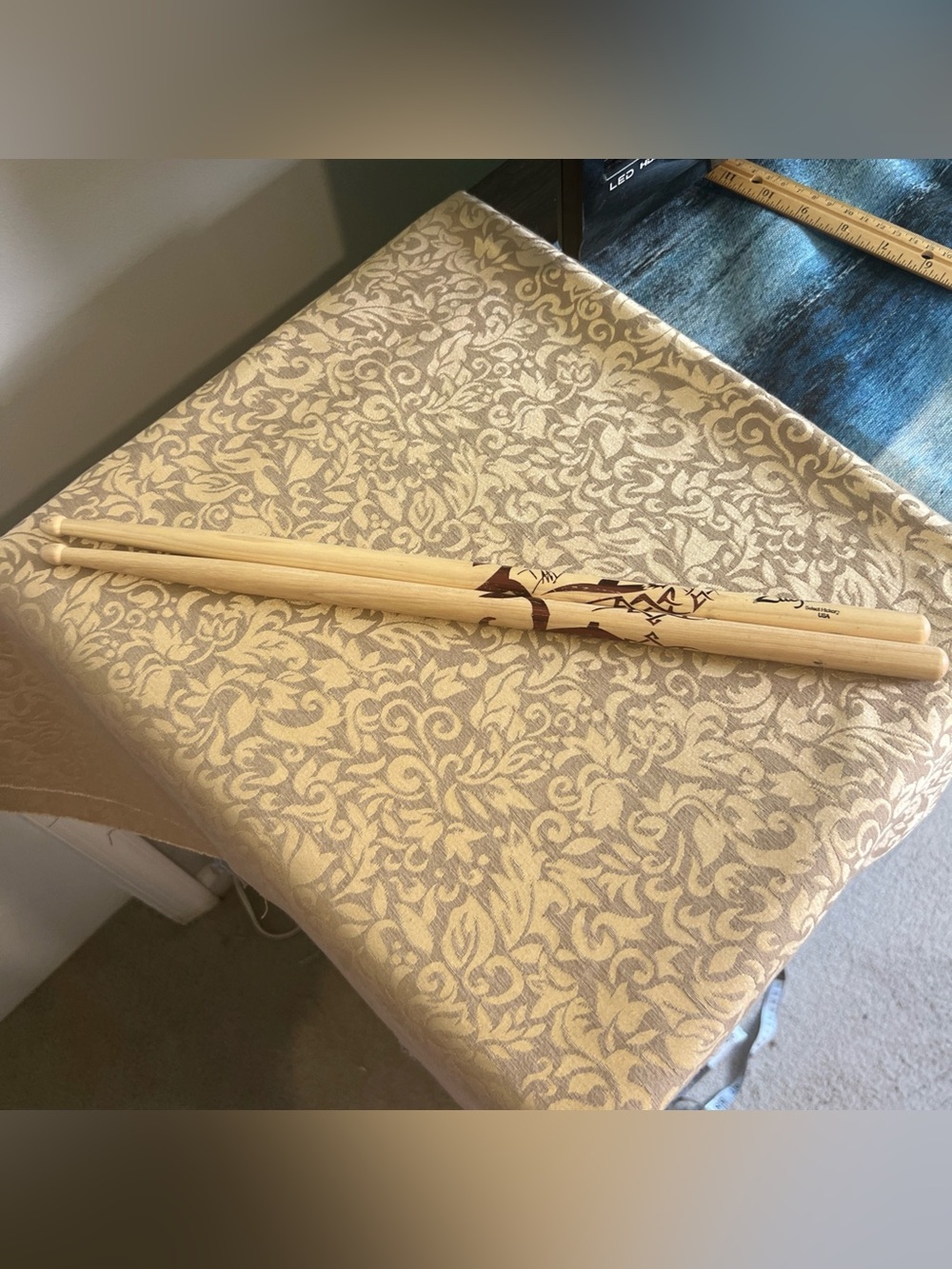 Zildjian David Grohl Artist Series Drumsticks Music Beat Drums
